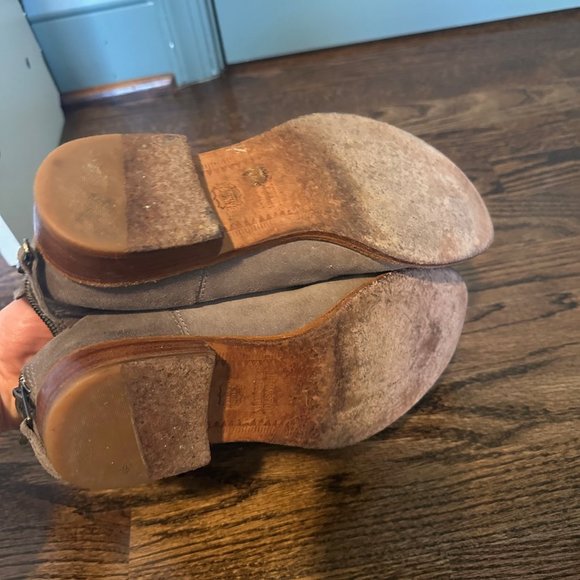 Johnston & Murphy Women's Grey Suede Leather Ankle Boots Size 8M - Picture 4 of 5